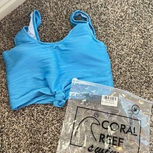 Coral Reef Blue Ribbed Traveler Swim Top with knot. Brand New Size Medium.